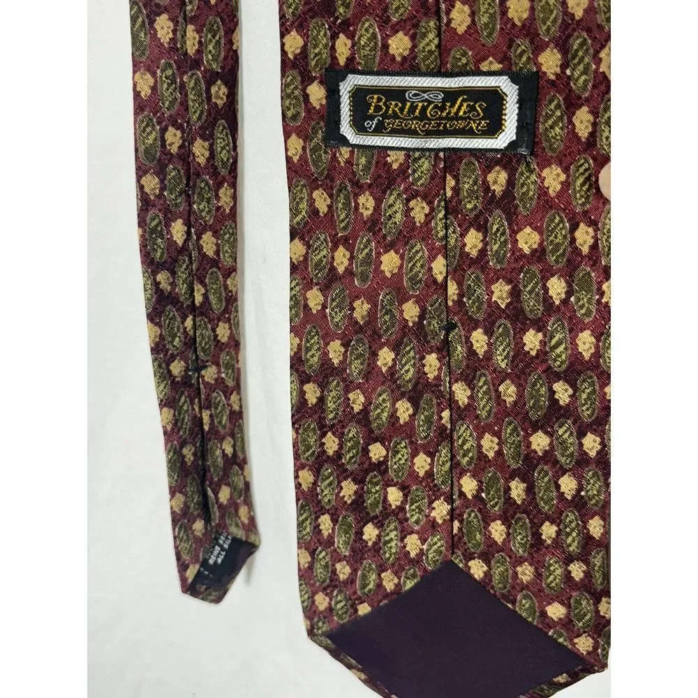Britches of Georgetowne Men's Necktie Tie‎ Silk Tan Red Squares Geometric BB9